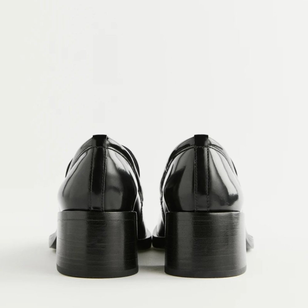 Reformation - NWT Noah Heeled Loafer (Color: Black/Silver, Size: 6) Retail: $328 - Picture 4 of 6